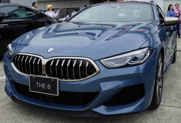 BMW 8