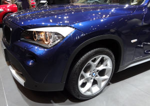 E84-X1 xDrive20i　サイドビュー